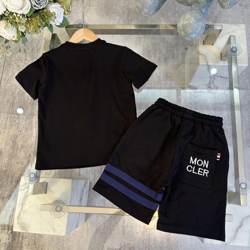 Moncler Kids GoAnywhere 139981