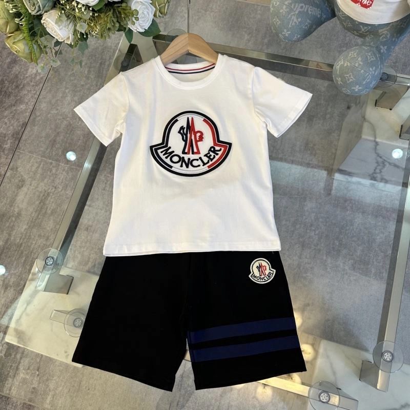 Attractive Moncler Kids 139931