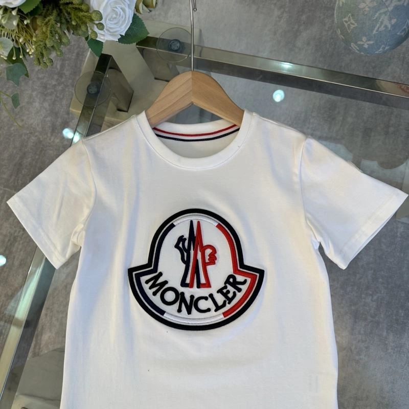 Attractive Moncler Kids 139931