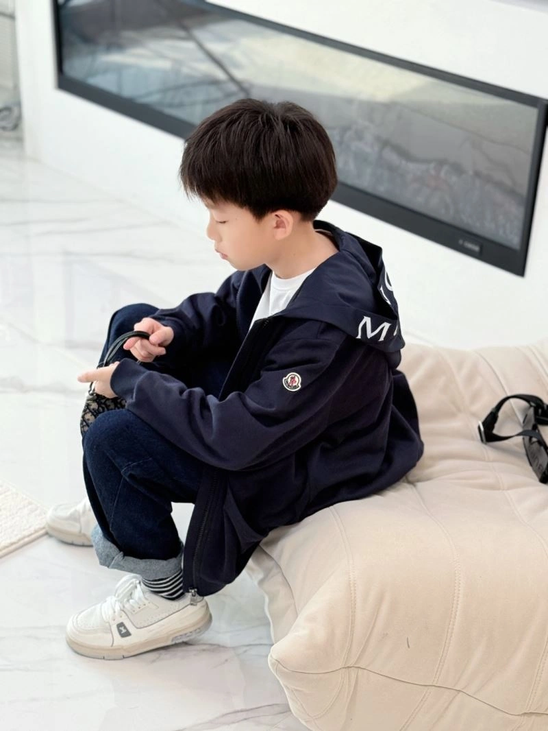 Moncler Kids Youthful 139927