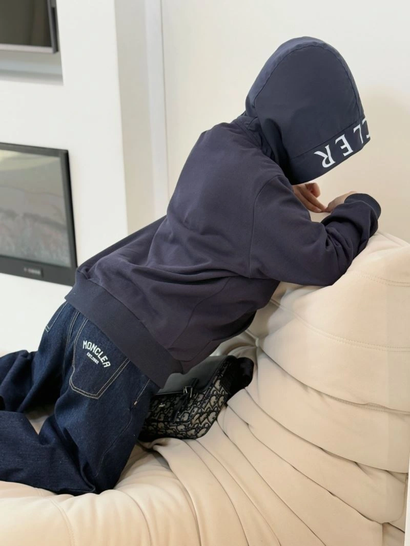 Moncler Kids Youthful 139927