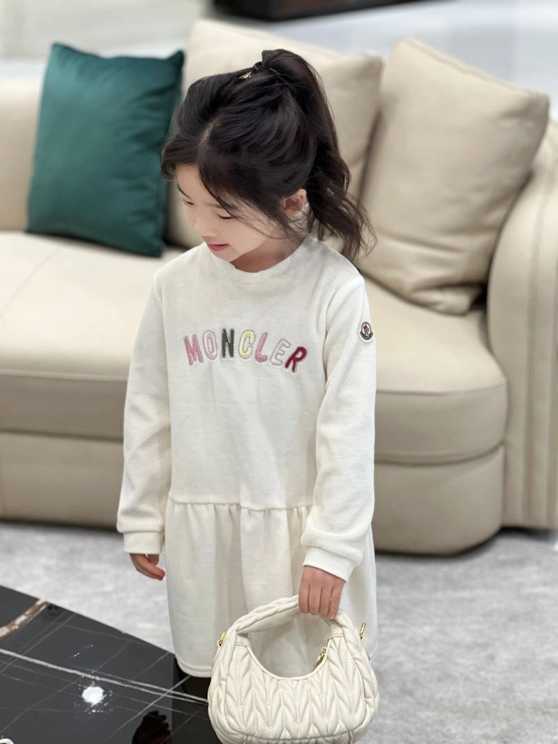 Sporty Moncler Kids 139962
