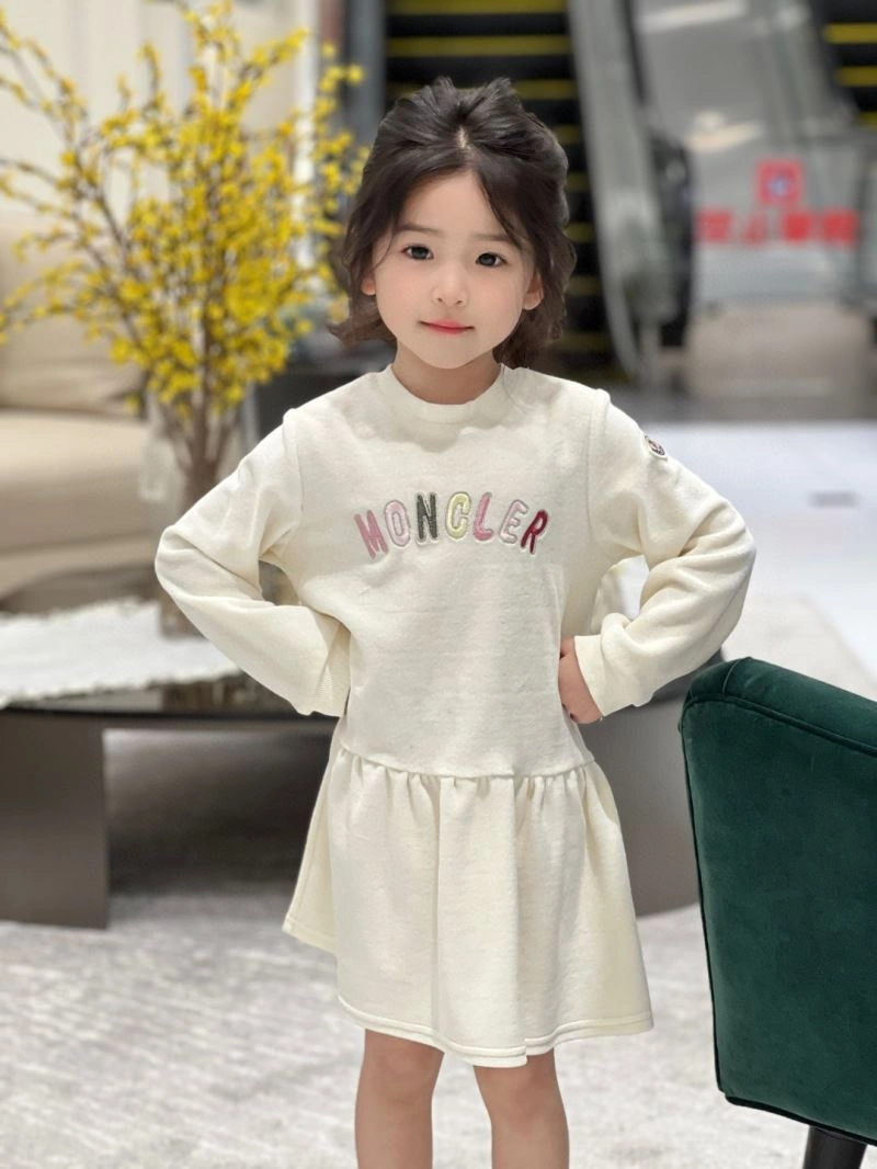 Sporty Moncler Kids 139962