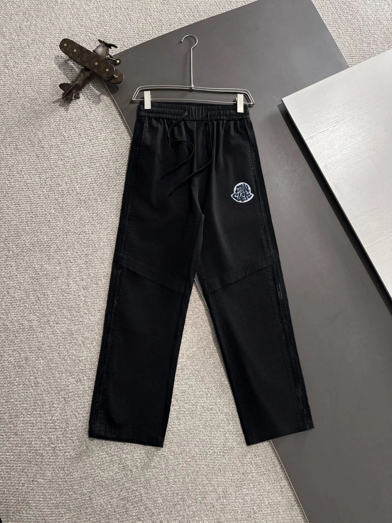 Seasonal Moncler Long Pants 142772
