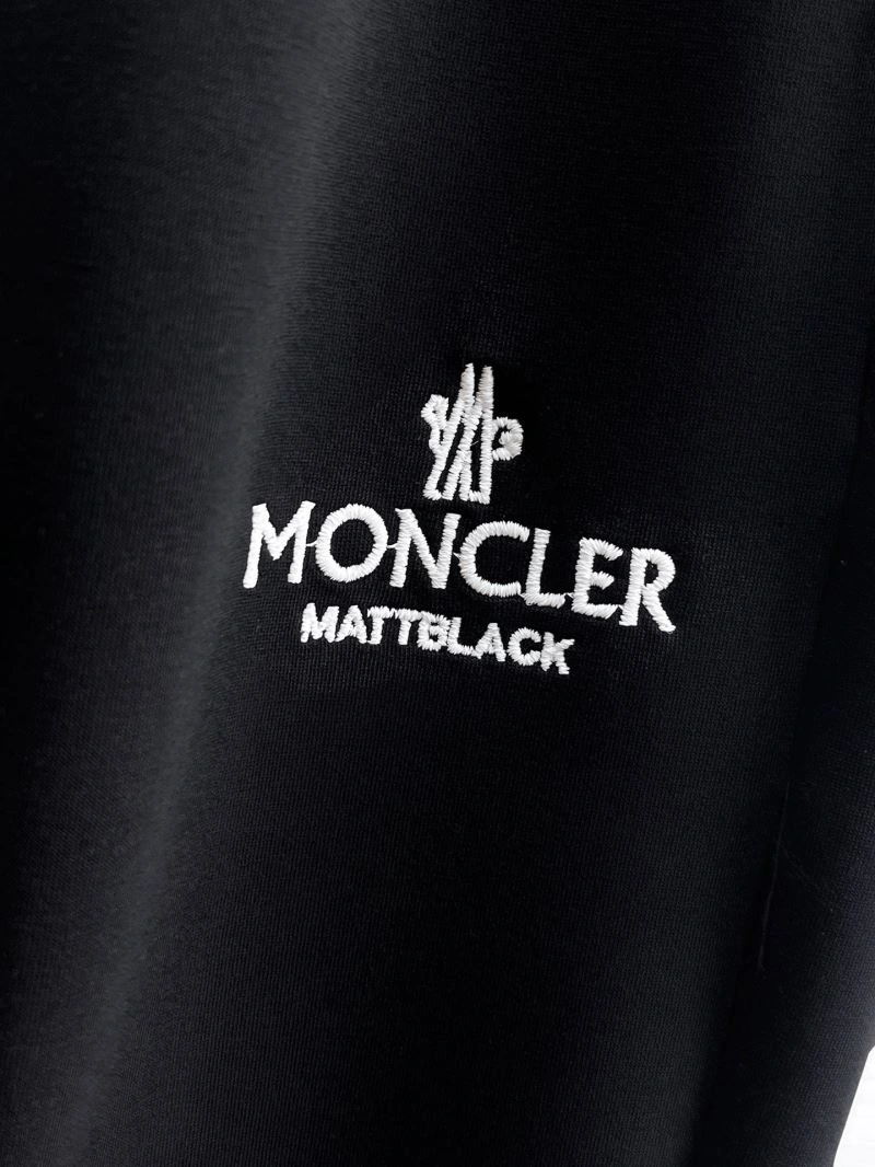 TechFriendly Moncler Long Pants 142596