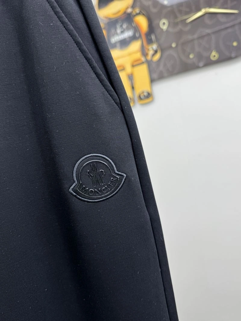 Stylish Moncler Long Pants 142595