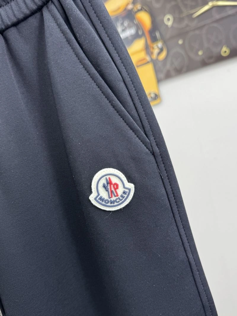 Moncler Long Pants Sustainable 142586