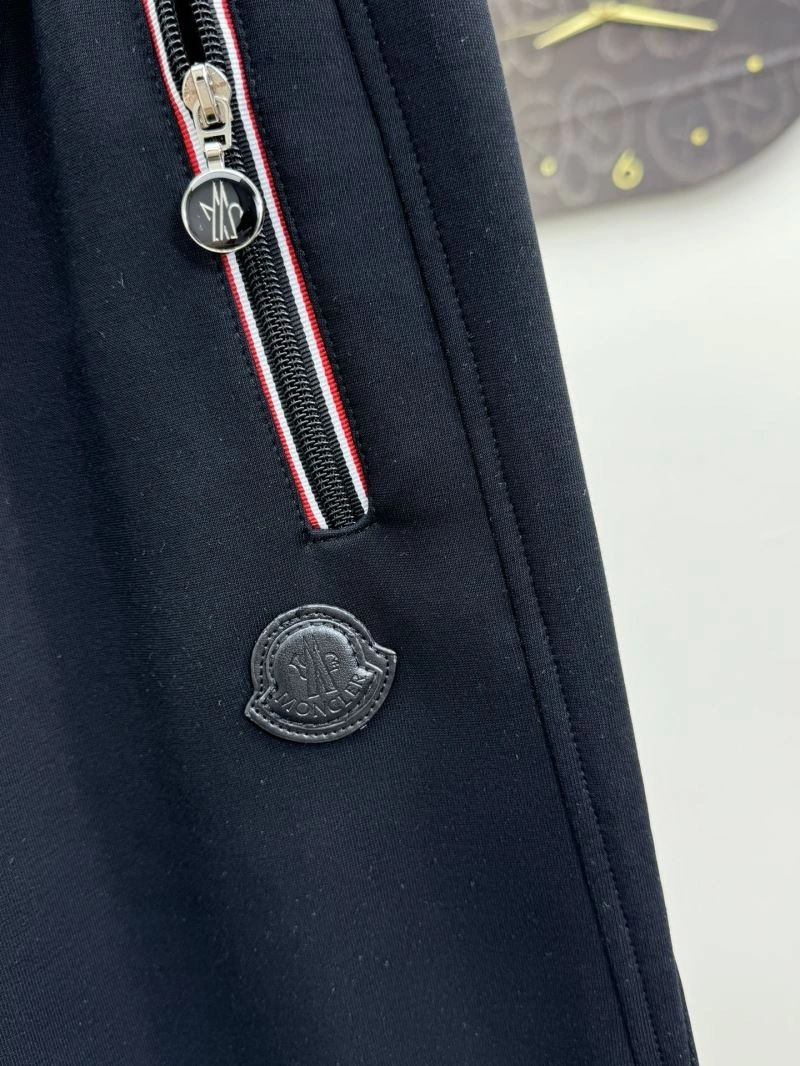 RelaxedFit Moncler Long Pants 142579