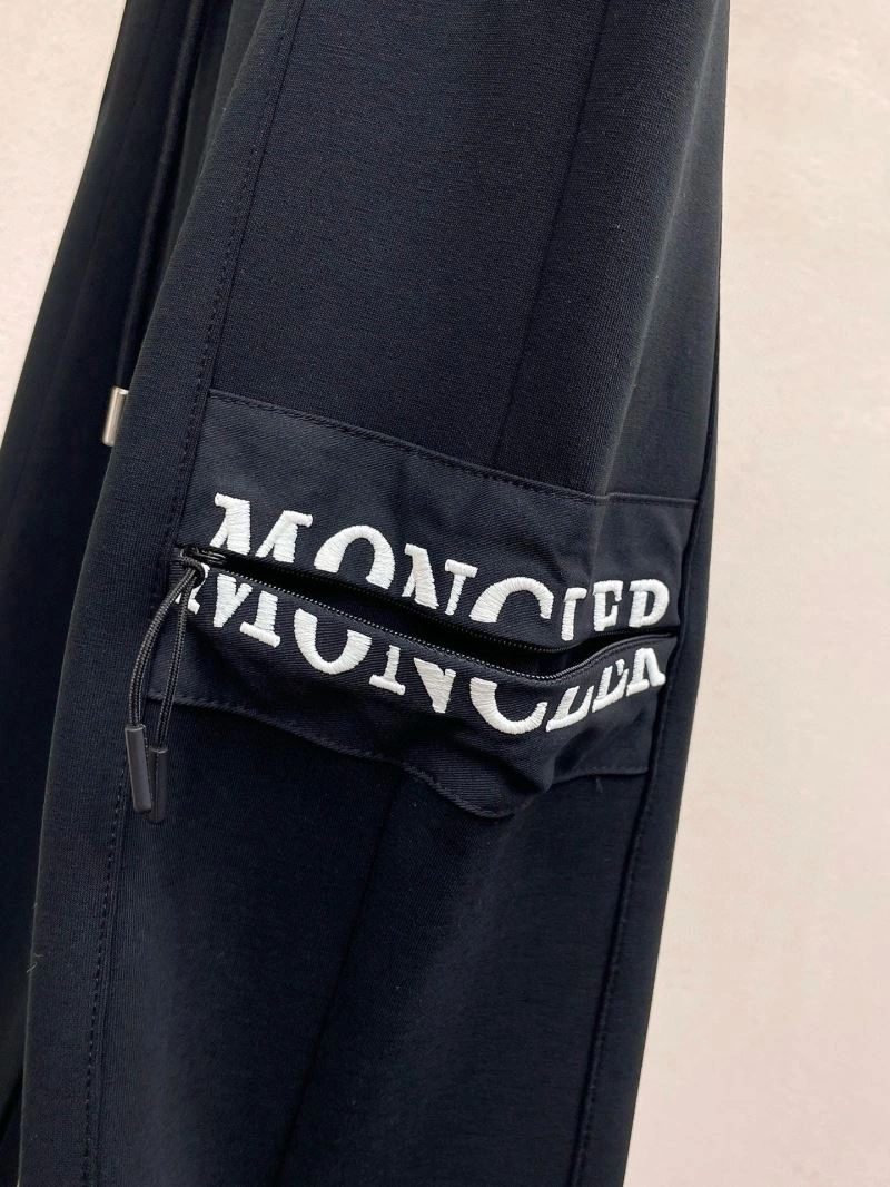 Contemporary Moncler Long Pants 142580