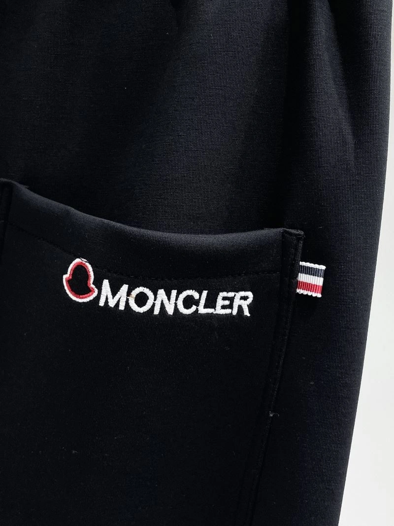 Moncler Long Pants DailyWear 142169