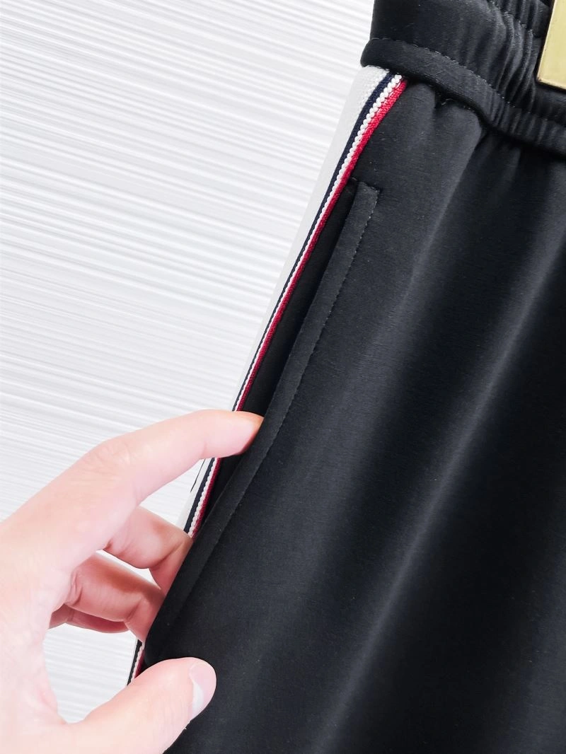 Moncler Long Pants Elegant 142156