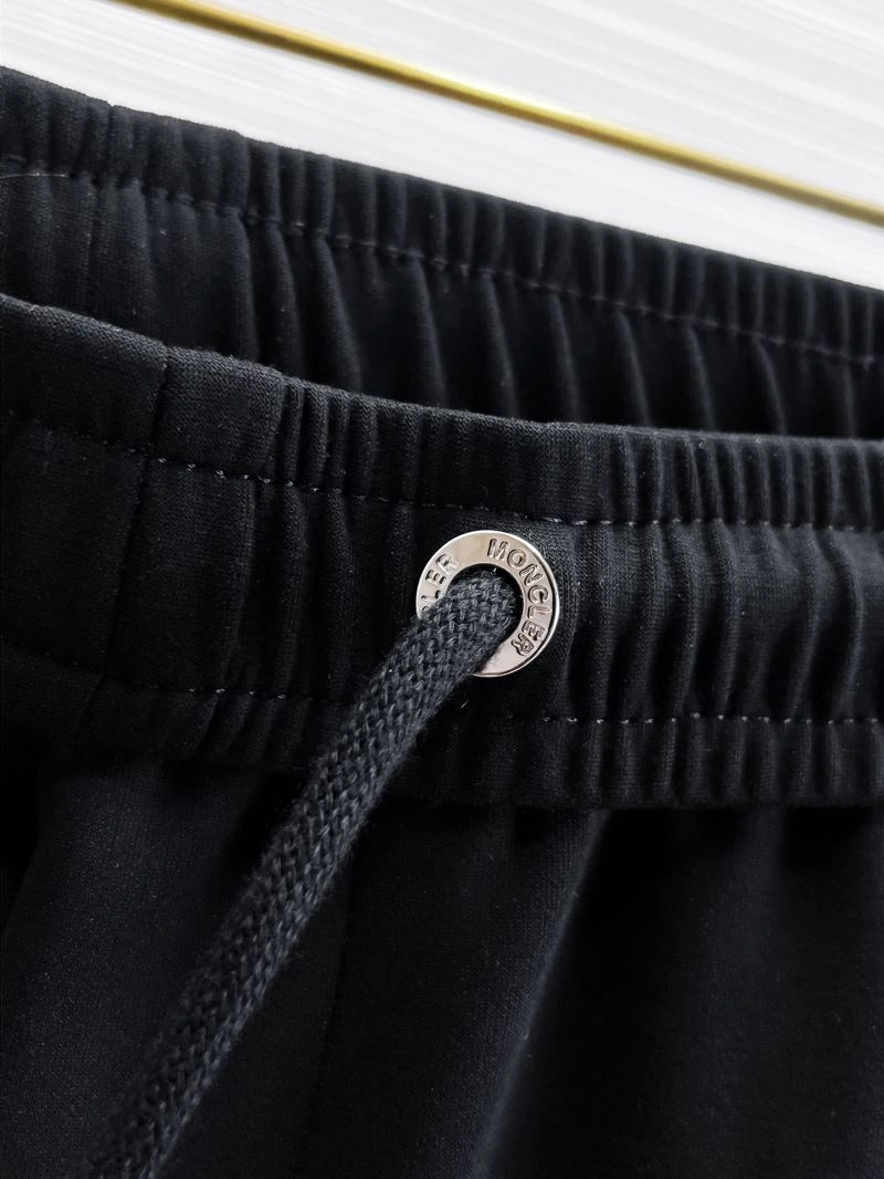 Moncler Long Pants Elegant 142156