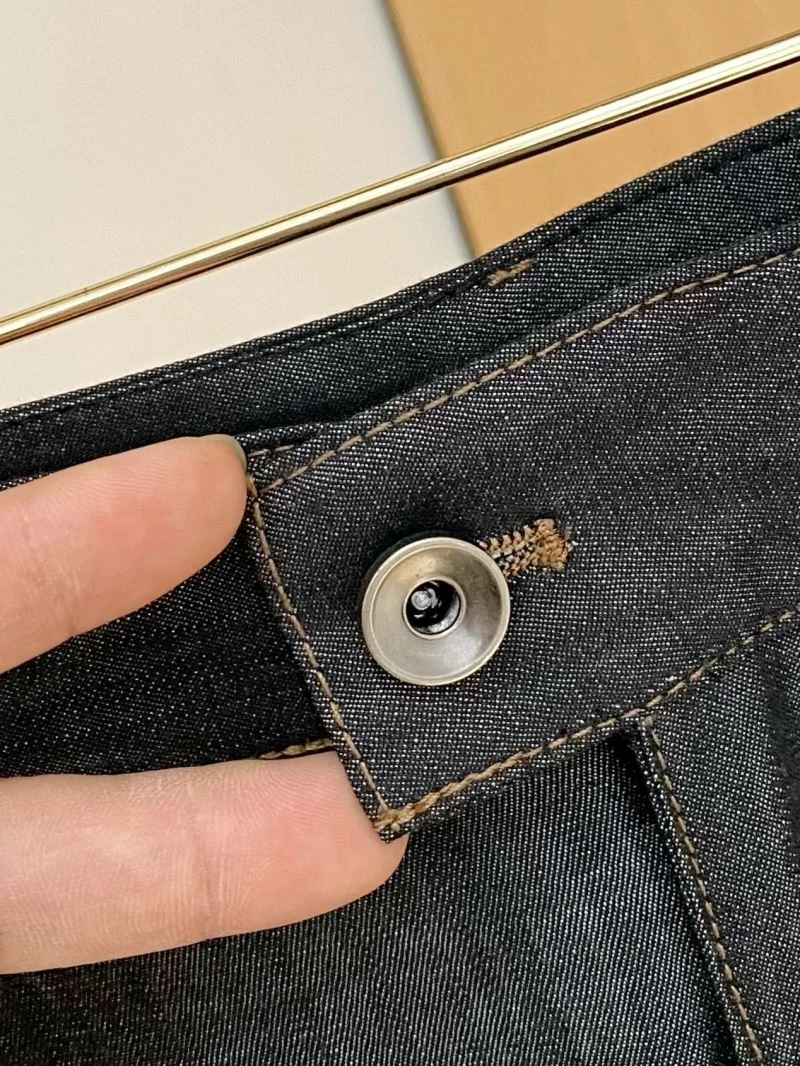 Moncler Long Pants Durable 141610