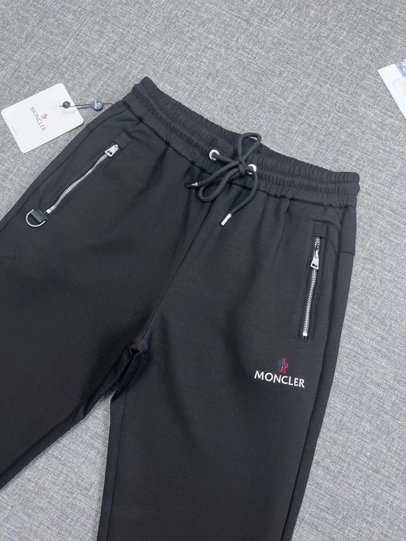 FashionForward Moncler Long Pants 141609
