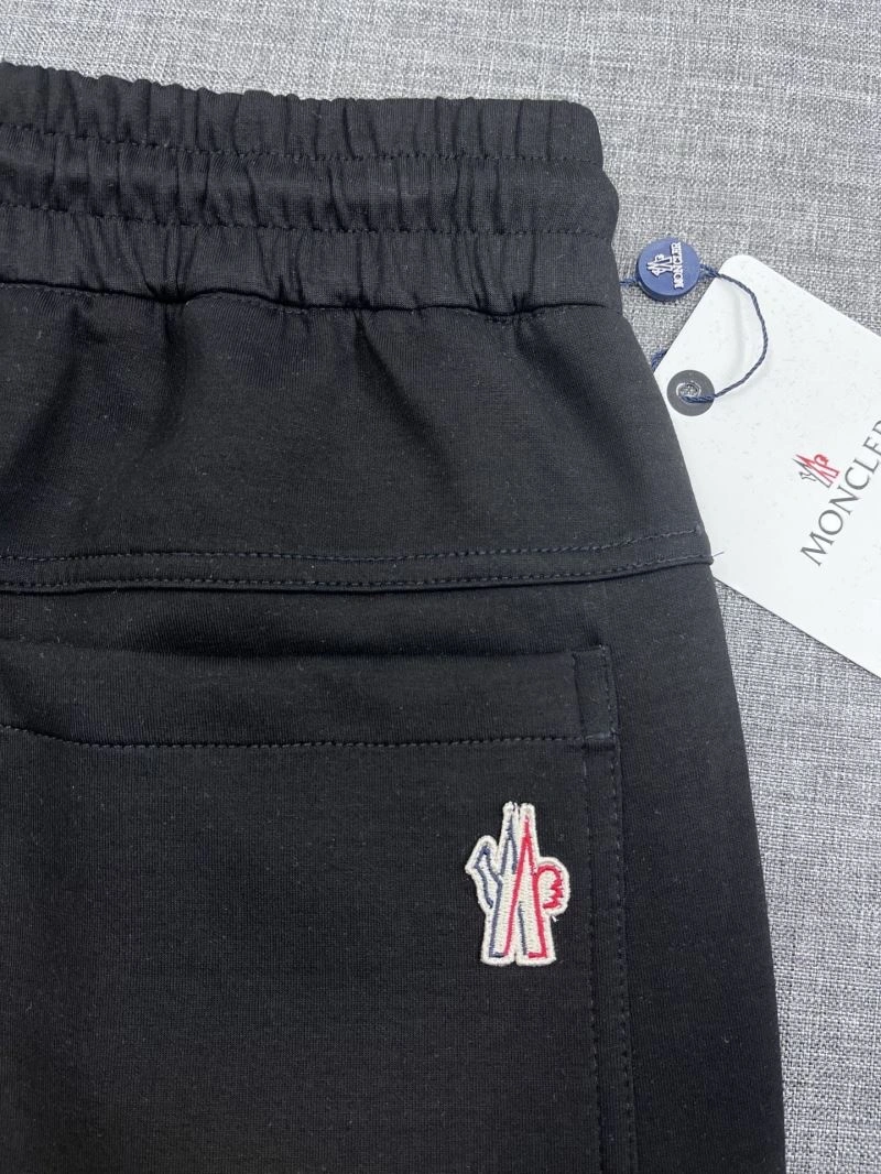 FashionForward Moncler Long Pants 141609