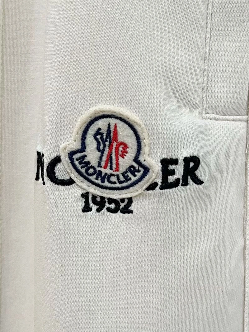 Moncler Long Pants EasyMatch 140358