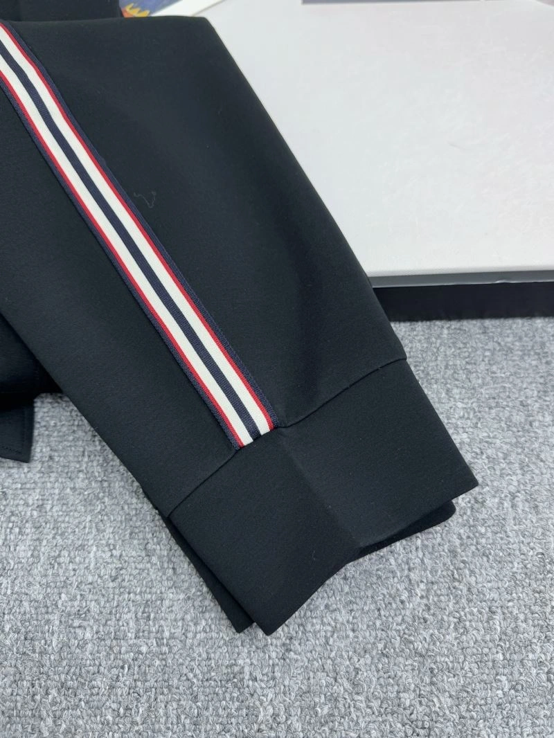 Moncler Long Pants Timeless 140349