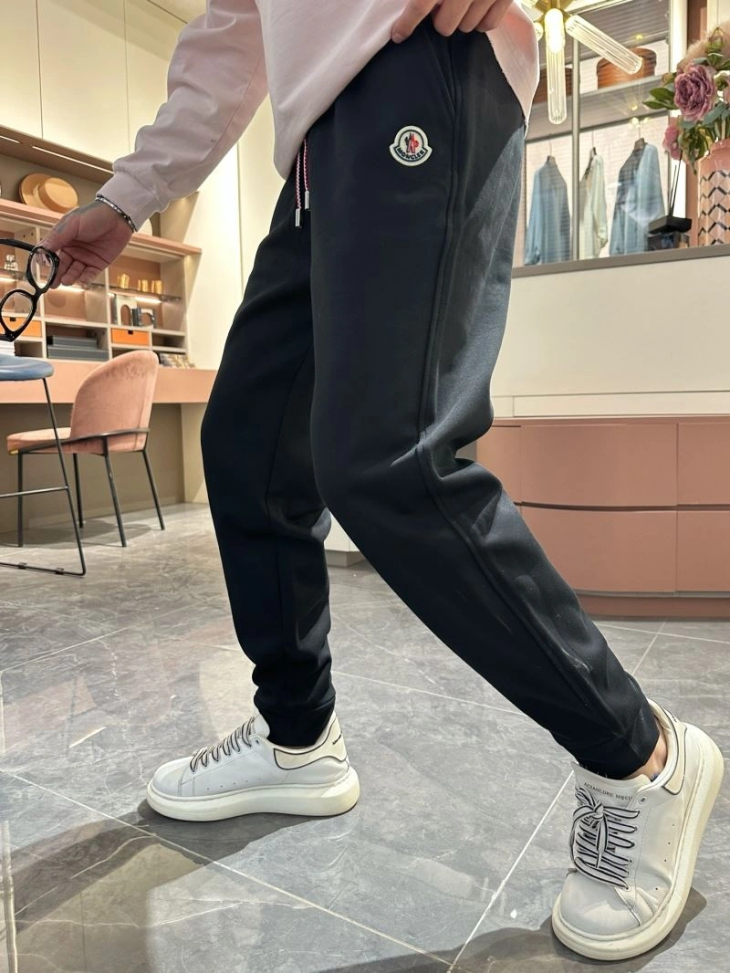 Moncler Long Pants TravelReady 140332