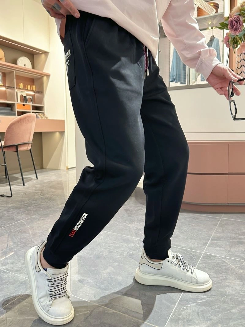 Moncler Long Pants TravelReady 140332