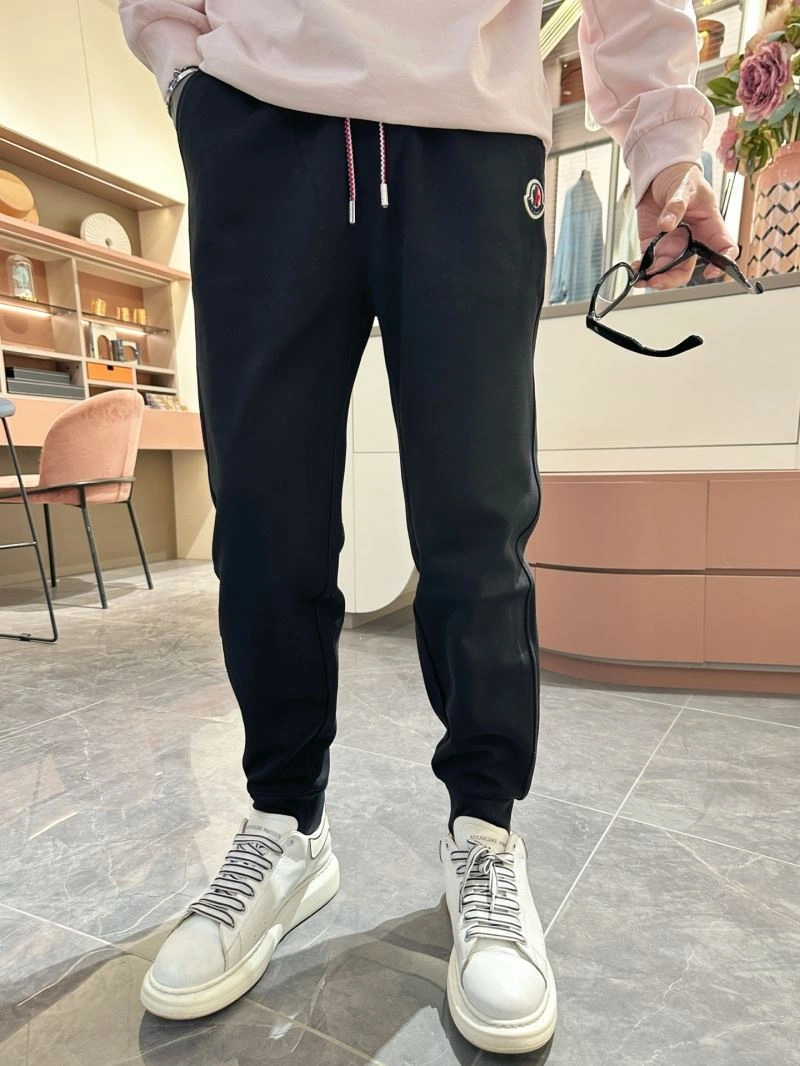 Moncler Long Pants TravelReady 140332
