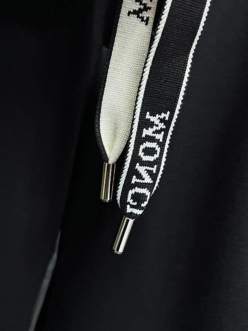 Moncler Long Pants Sleek 140307