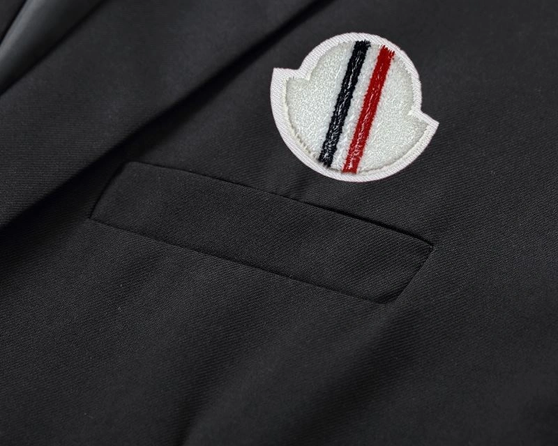 Moncler Long Suits GoAnywhere 143714