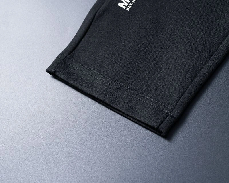 Moncler Long Suits Timeless 143684