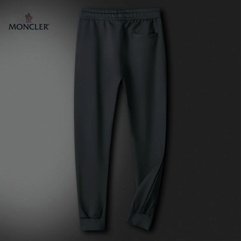 Moncler Long Suits Chic 143687