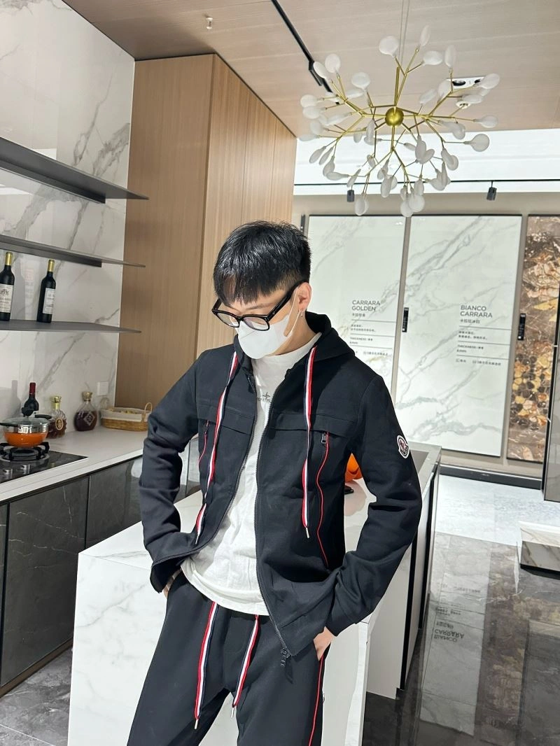 Moncler Long Suits HighQuality 140299