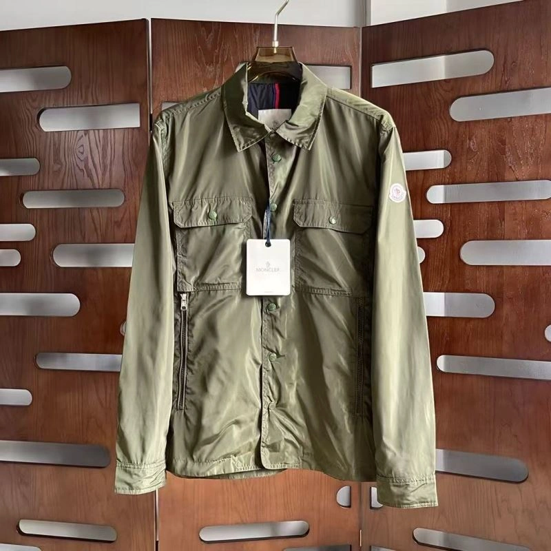 Compact Moncler Outwear 143736