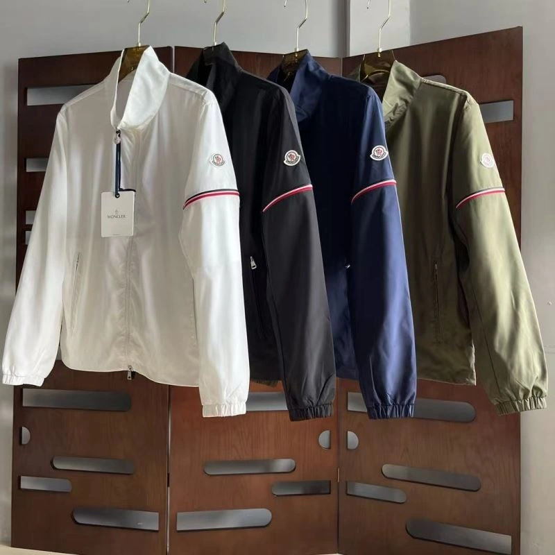 Timeless Moncler Outwear 143749