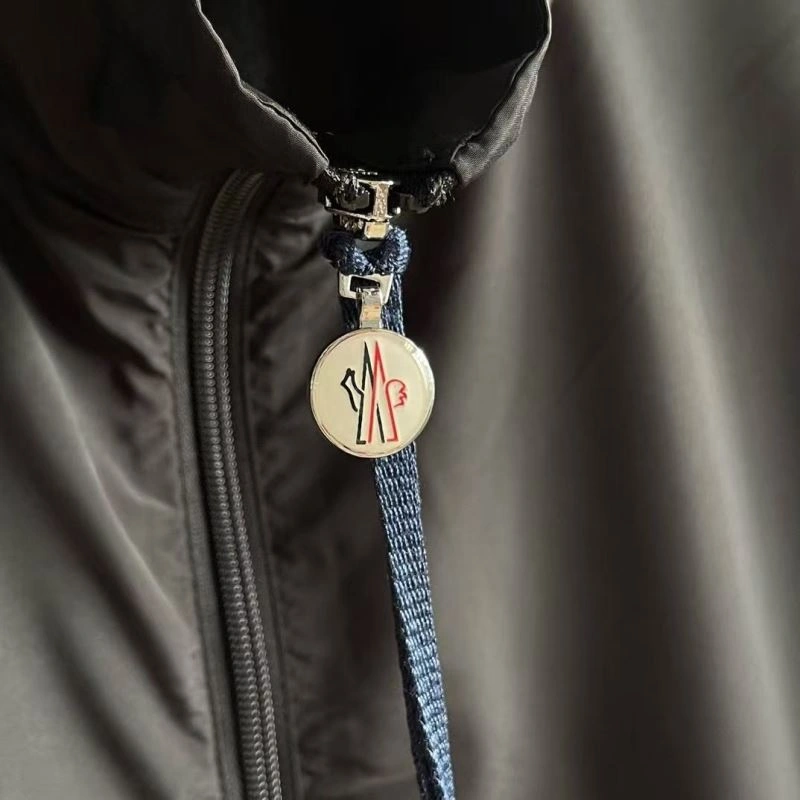 Timeless Moncler Outwear 143749