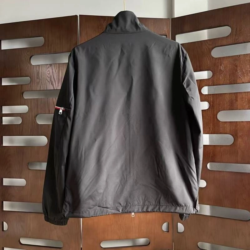 Timeless Moncler Outwear 143749