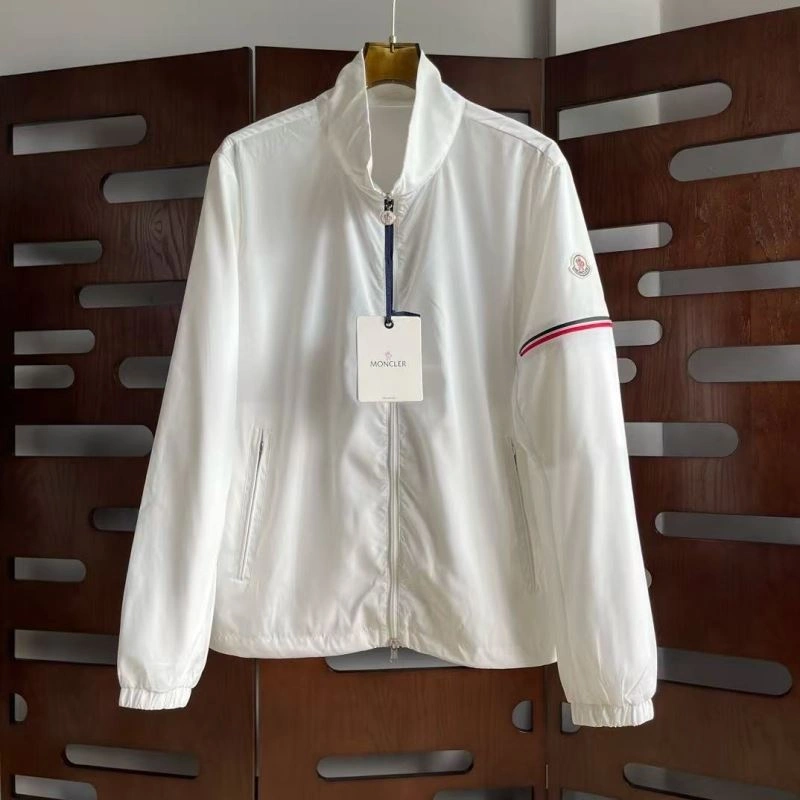 Timeless Moncler Outwear 143749