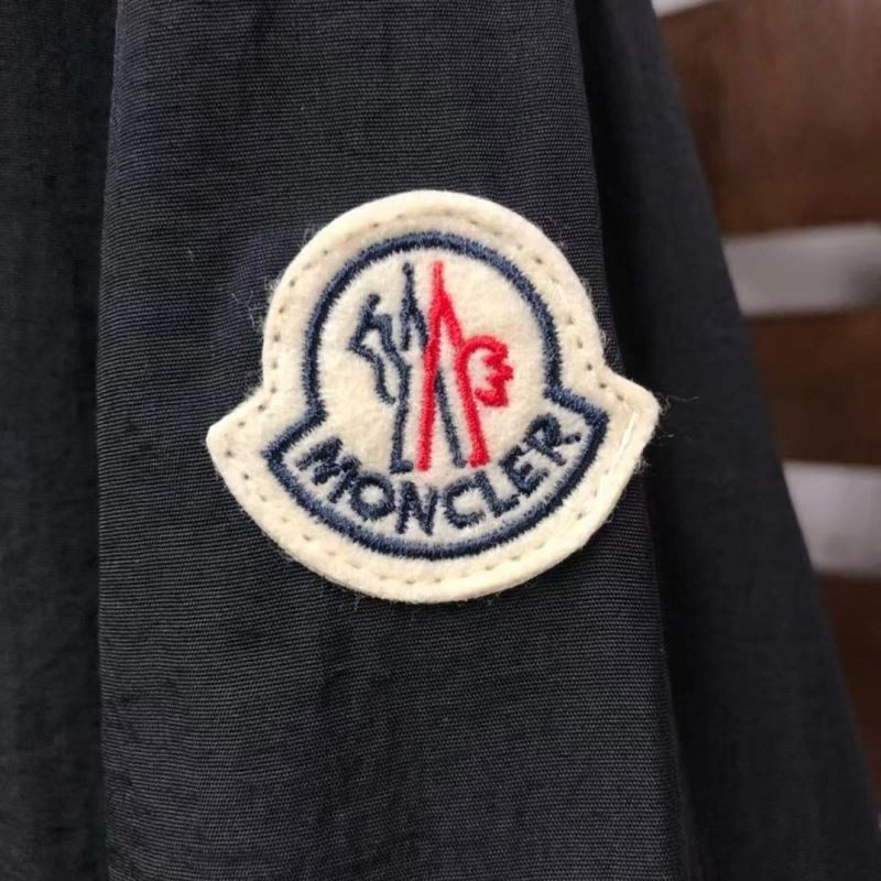BestValue Moncler Outwear 143737