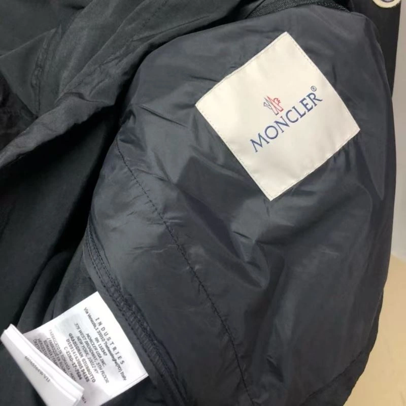 BestValue Moncler Outwear 143737