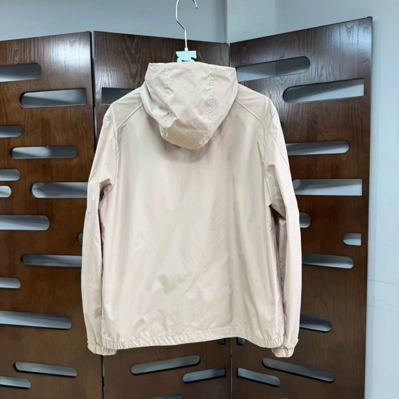 Breathable Moncler Outwear 143734