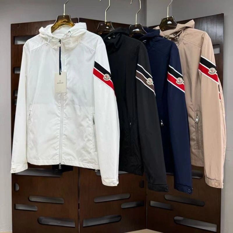 Breathable Moncler Outwear 143734