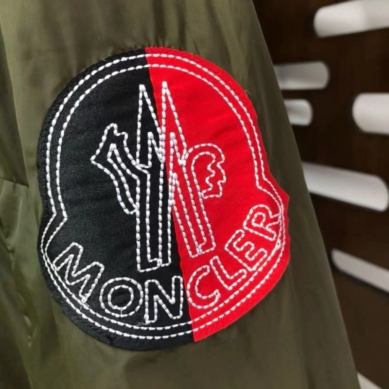Moncler Outwear QuickDry 143732