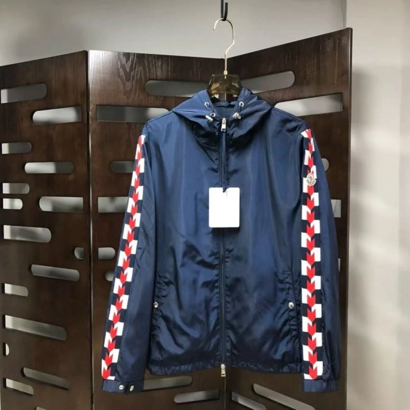 Moncler Outwear FastDry 143727
