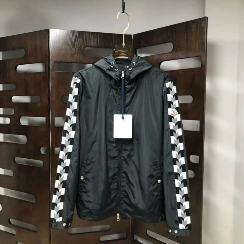 Moncler Outwear FastDry 143727