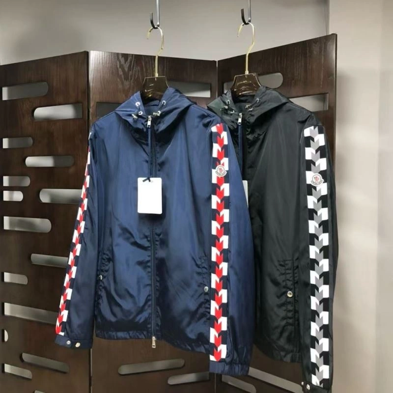Moncler Outwear FastDry 143727