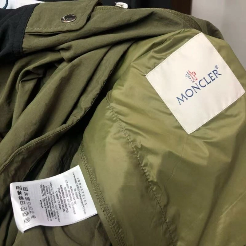 Moncler Outwear TravelReady 139916