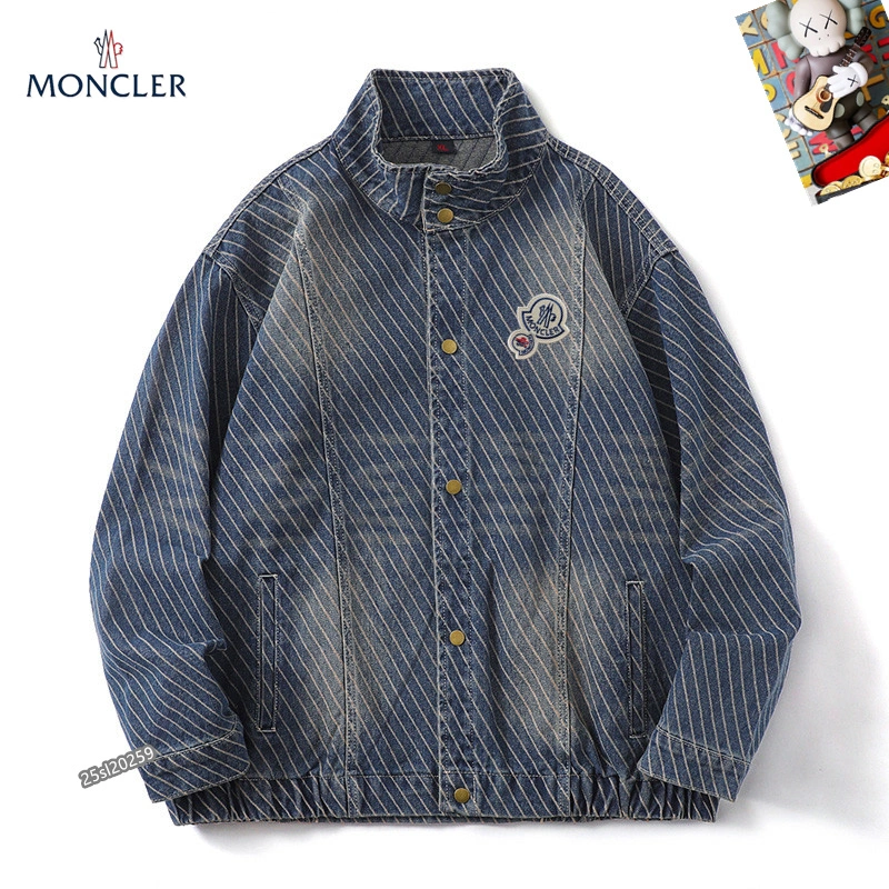 Moncler Outwear QuickDry 143701