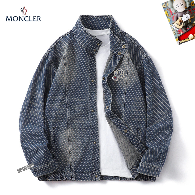 Moncler Outwear QuickDry 143701