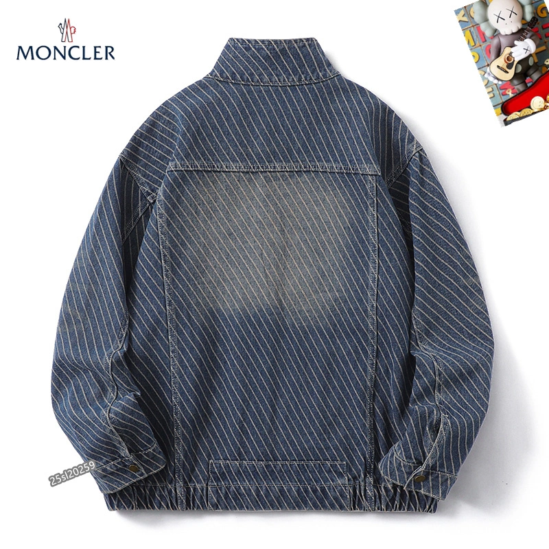 Moncler Outwear QuickDry 143701