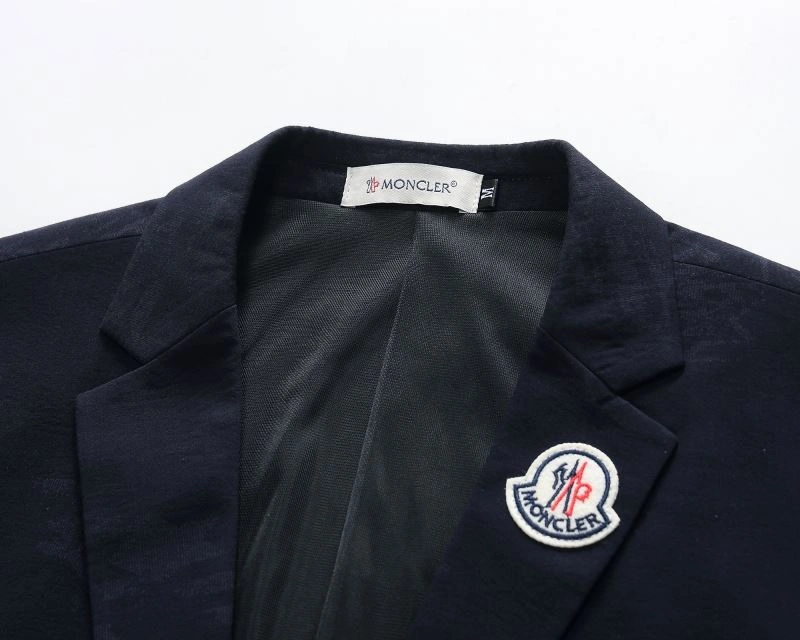 Moncler Outwear HighQuality 139867