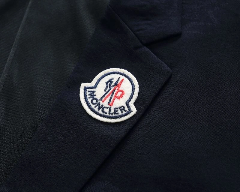 Moncler Outwear HighQuality 139867