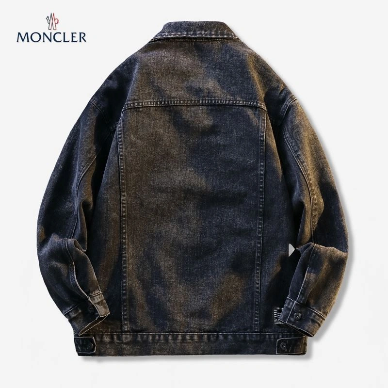 Stylish Moncler Outwear 139857