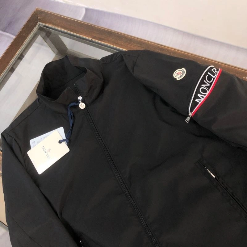 FashionForward Moncler Outwear 143620